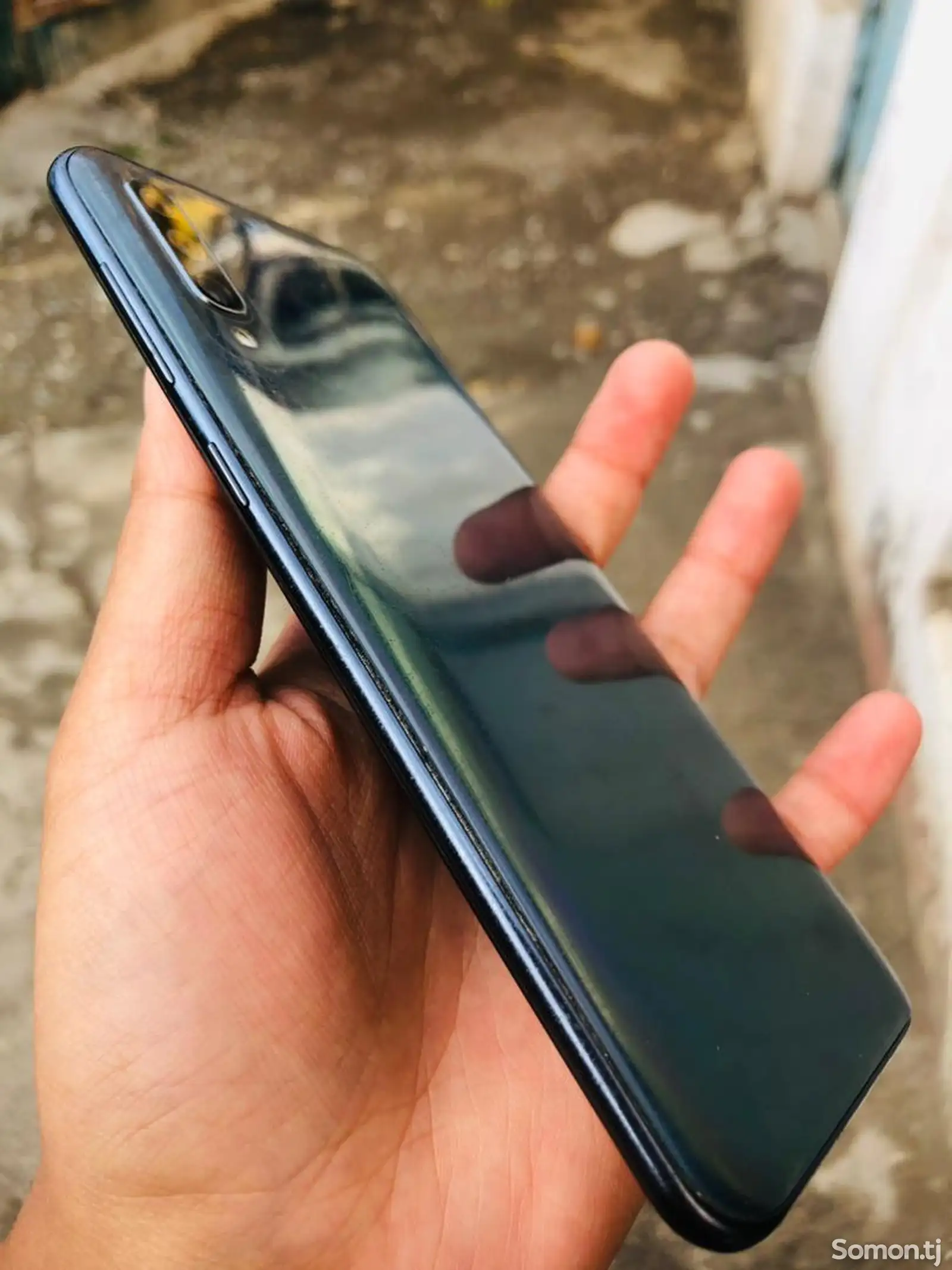 Samsung Galaxy A50-1