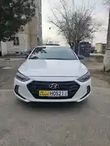 Hyundai Elantra, 2017-6