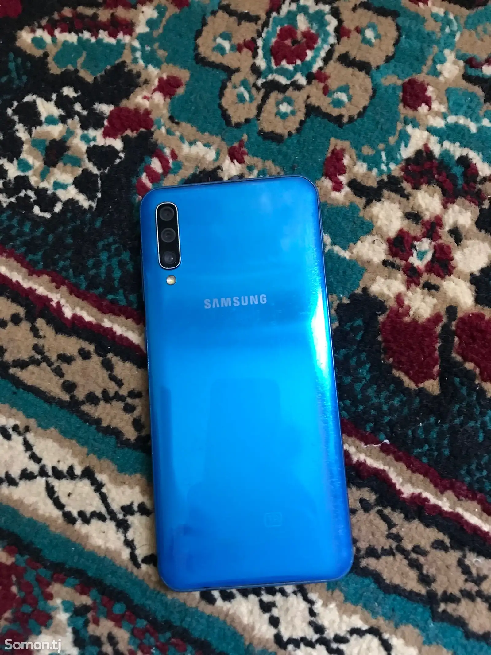 Samsung Galaxy A50-1