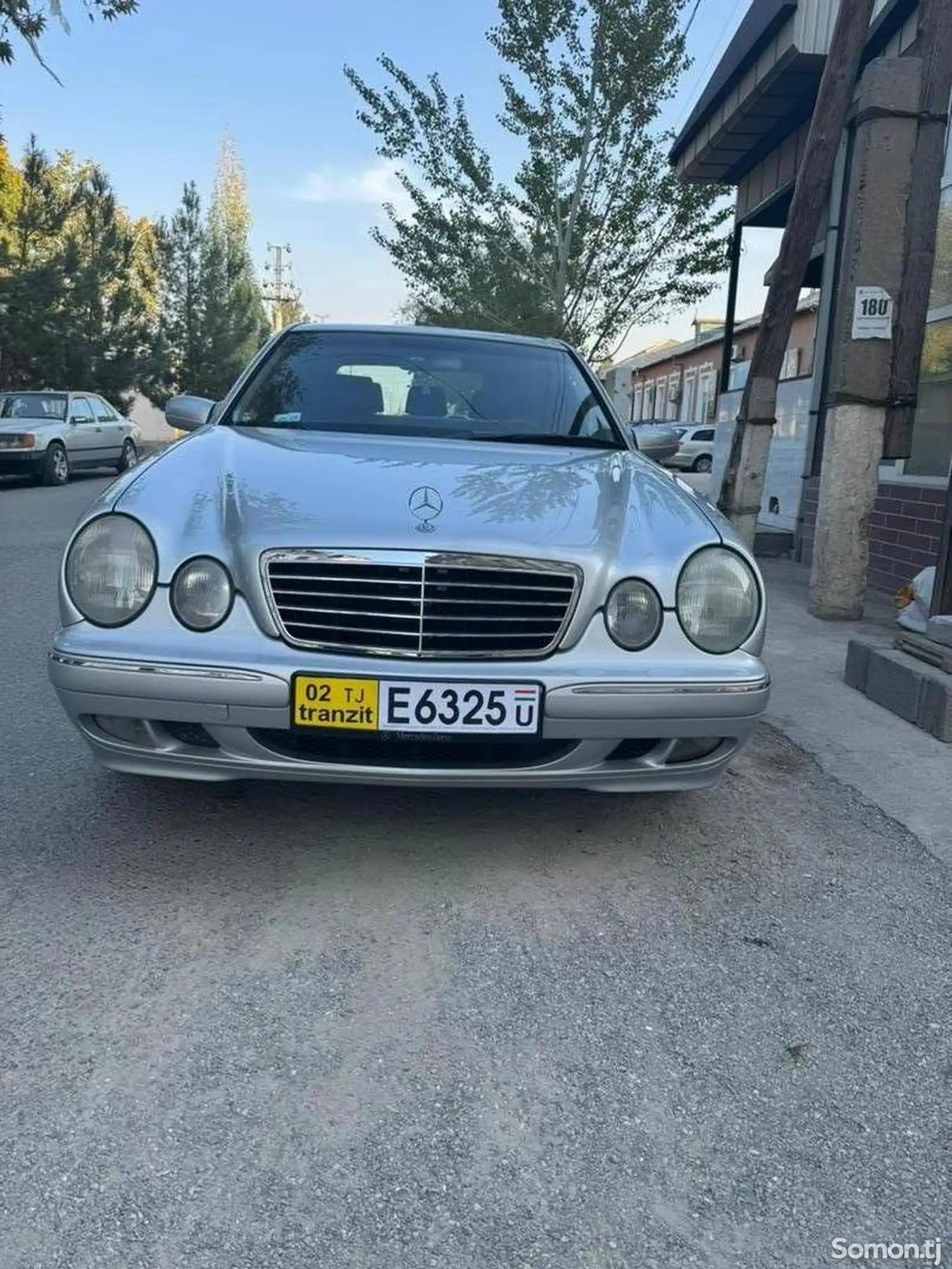 Mercedes-Benz E class, 2000-1