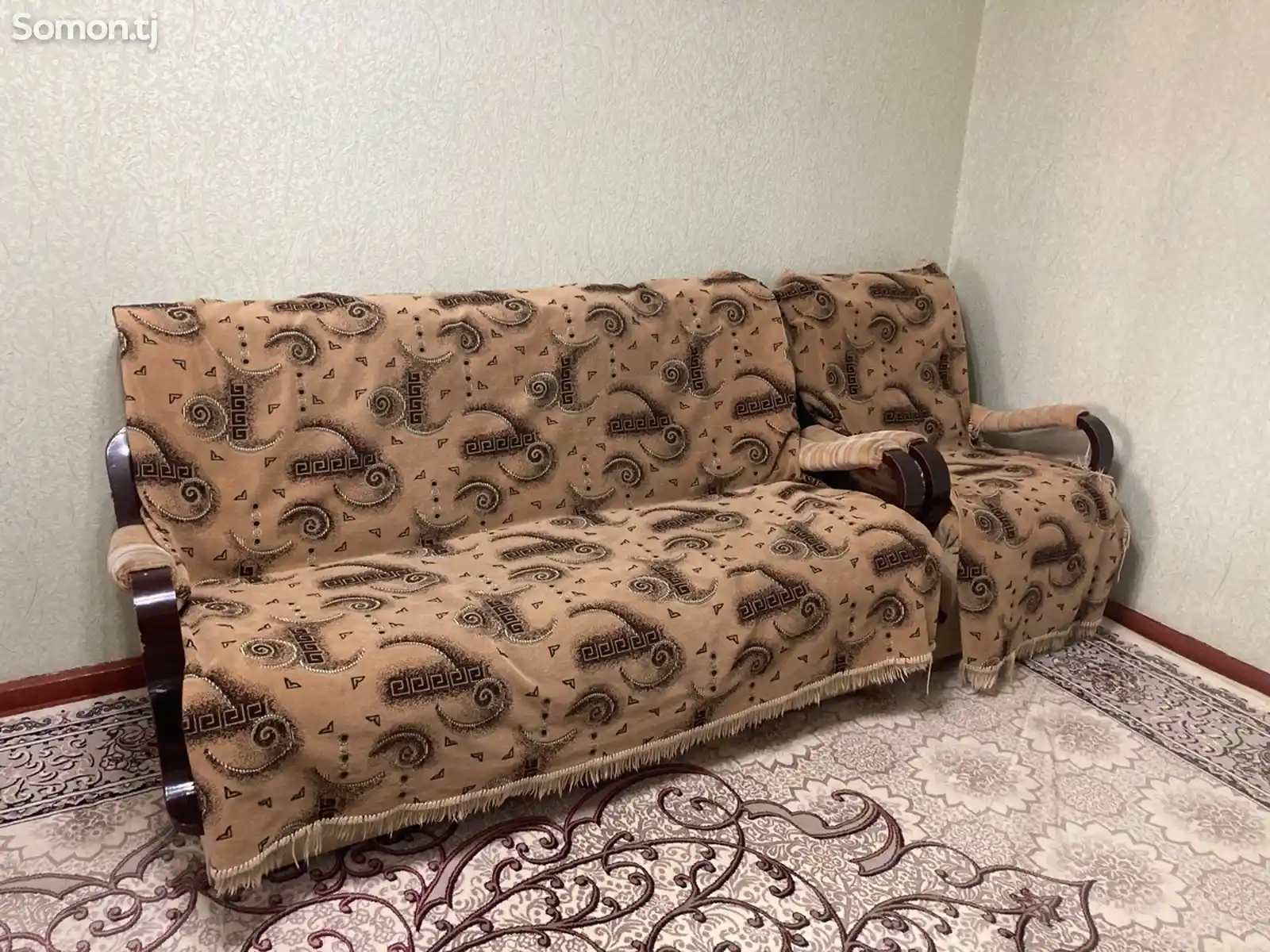 Двойка диван и кресла-3