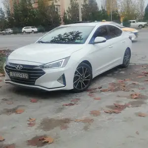 Hyundai Elantra, 2020