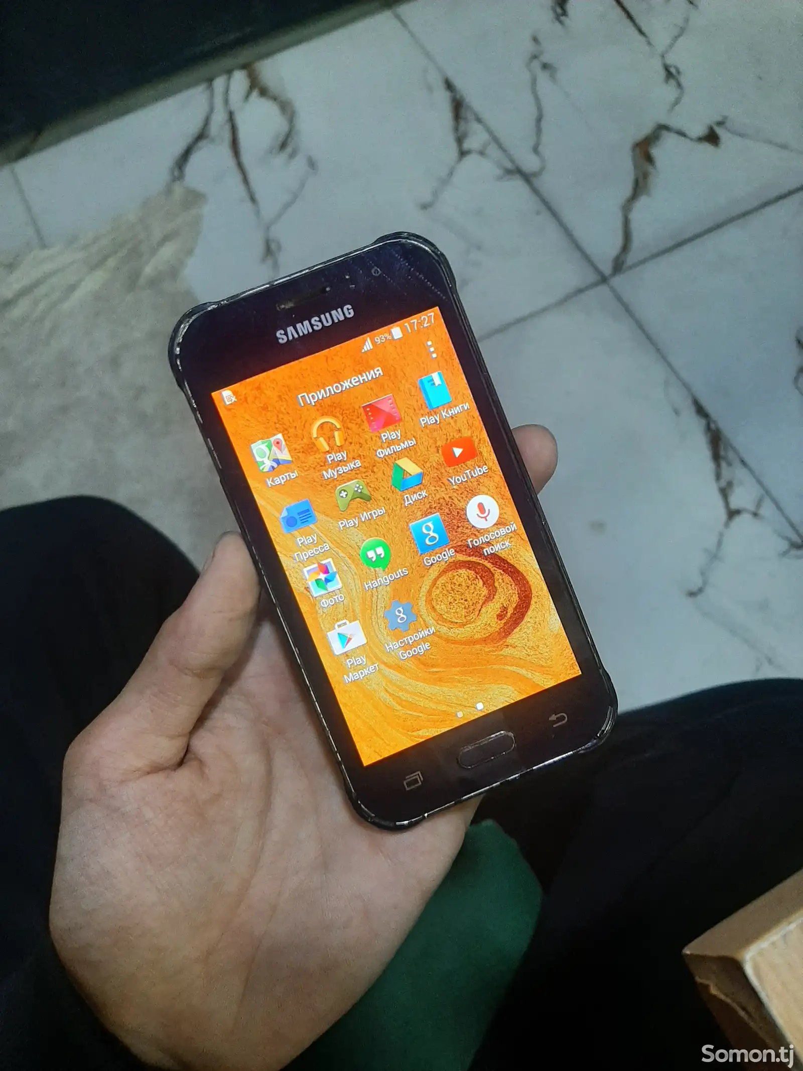 Samsung Galaxy J1 Аce-1