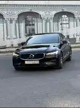 Volvo S60, 2020-5