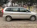 Opel Zafira, 2002-2