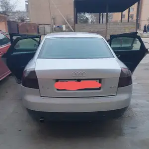 Audi A4, 2002