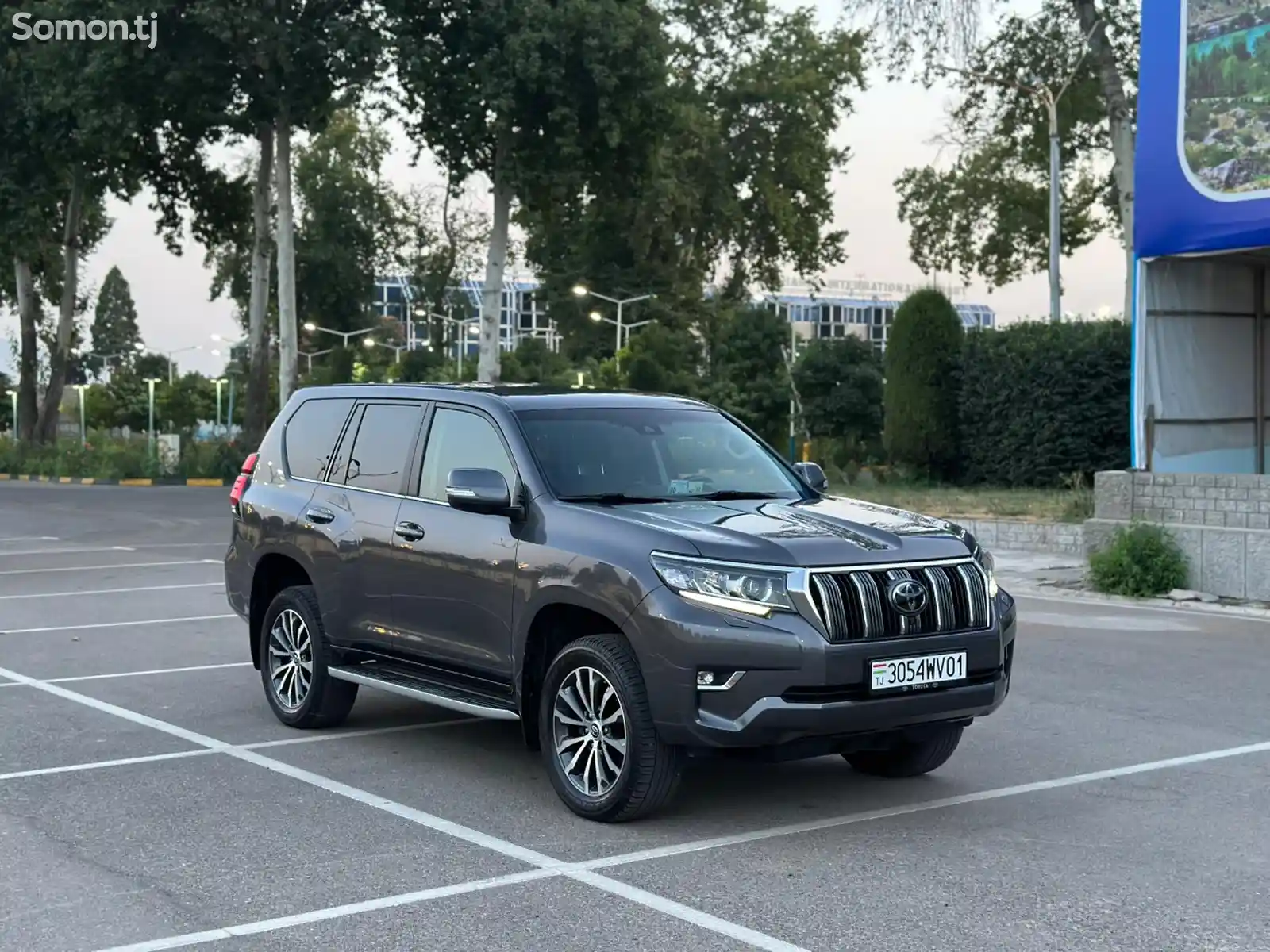 Toyota Land Cruiser Prado, 2023-6