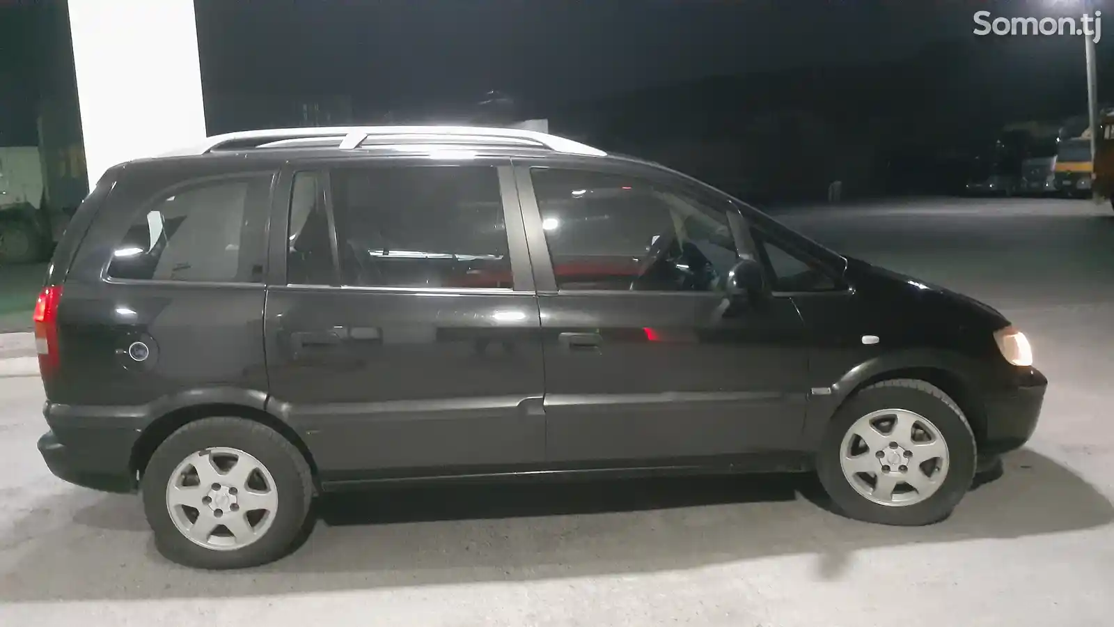 Opel Zafira, 2000-1