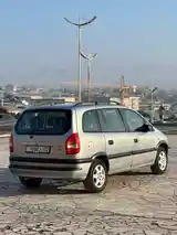 Opel Zafira, 2000-5