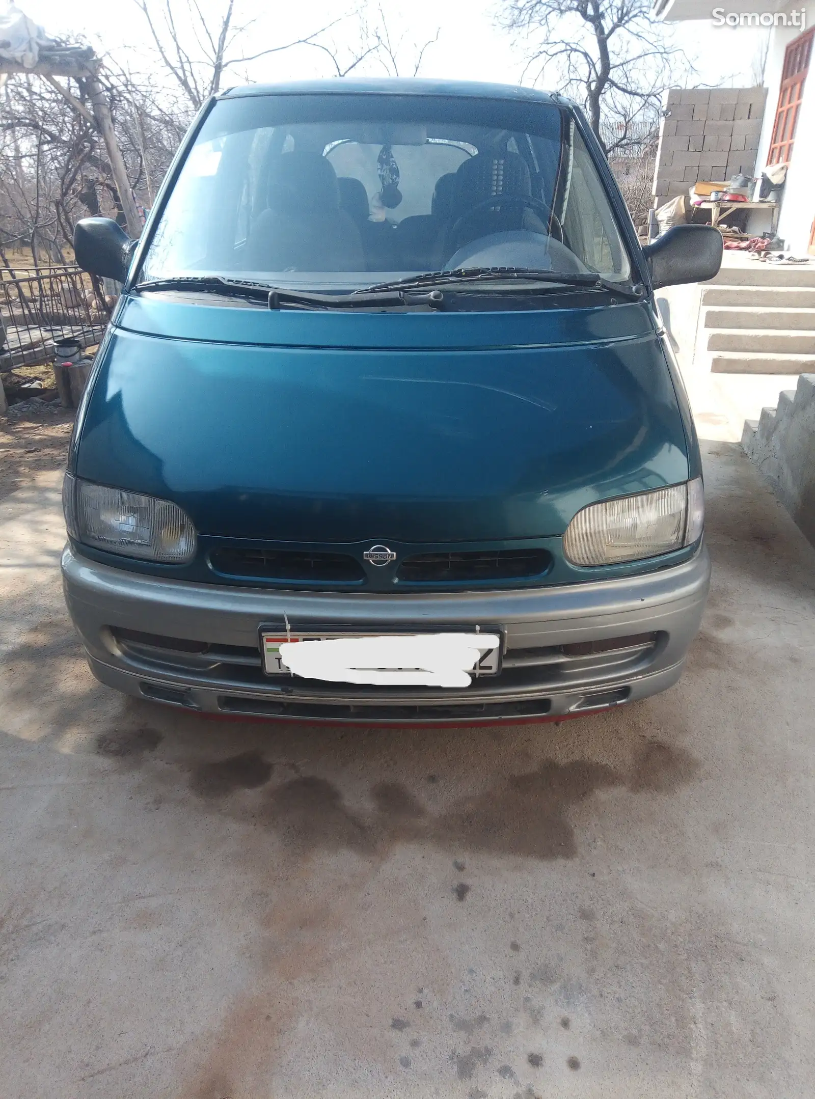 Nissan Serena, 1995-1