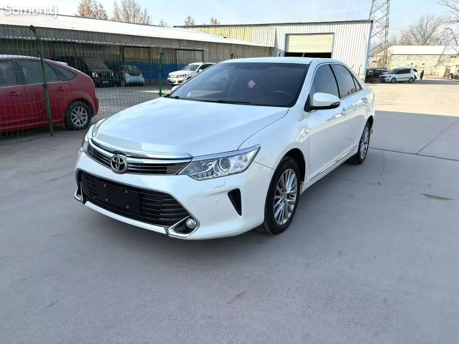 Toyota Camry, 2016-1