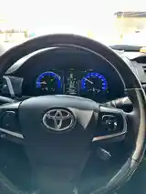 Toyota Camry, 2015-8