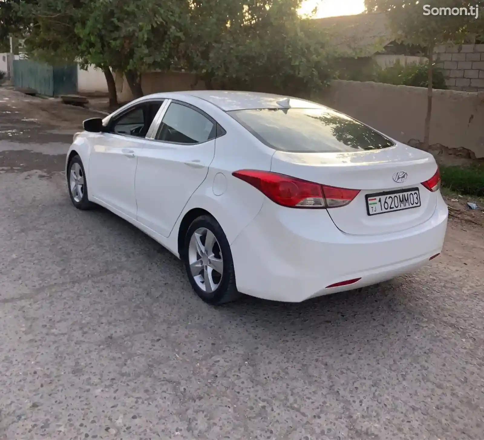 Hyundai Elantra, 2013-1