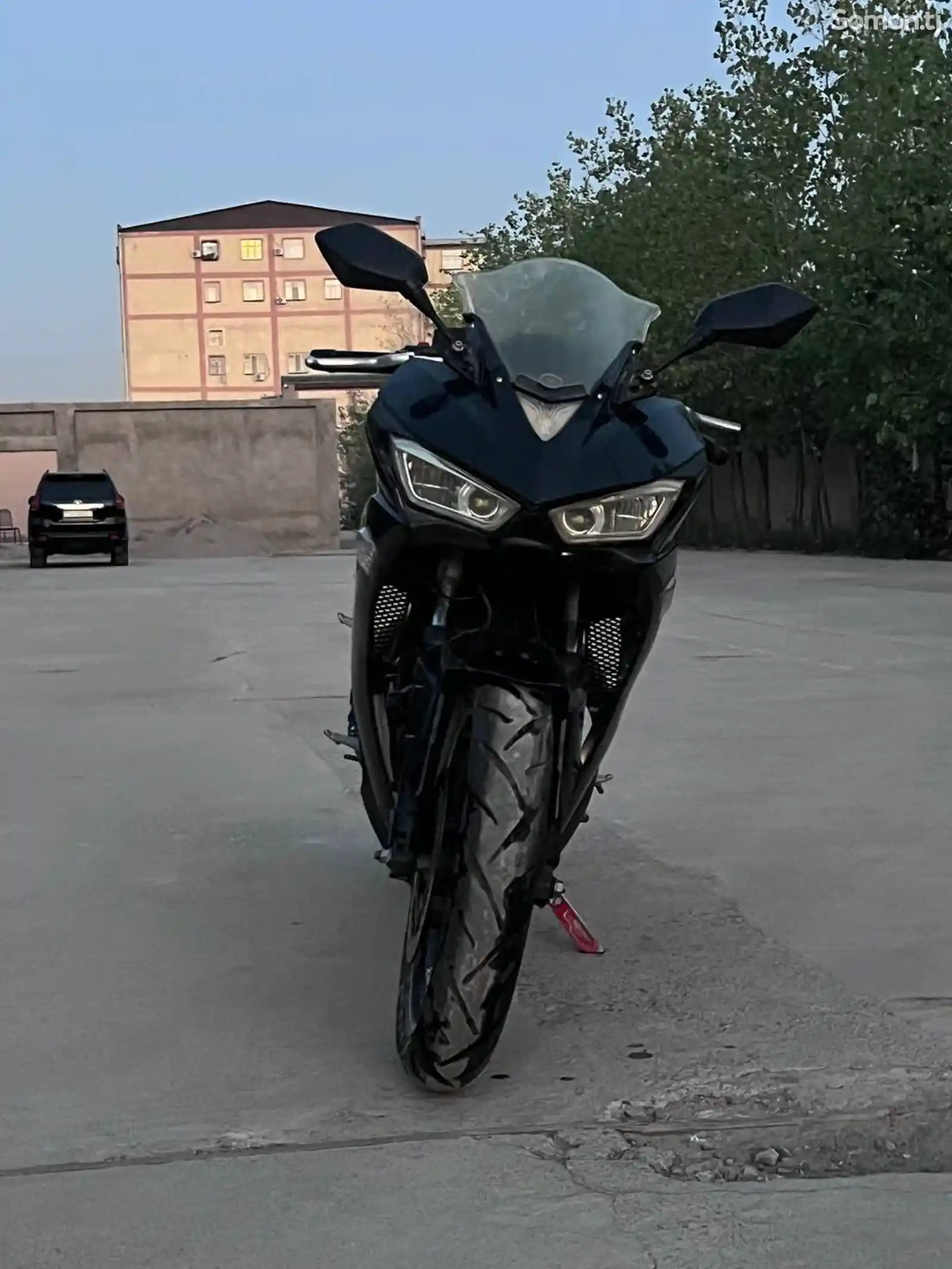 Мотоцикл Yamaha r3-1