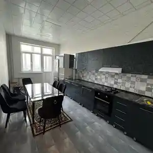 2-комн. квартира, 9 этаж, 90 м², Сино