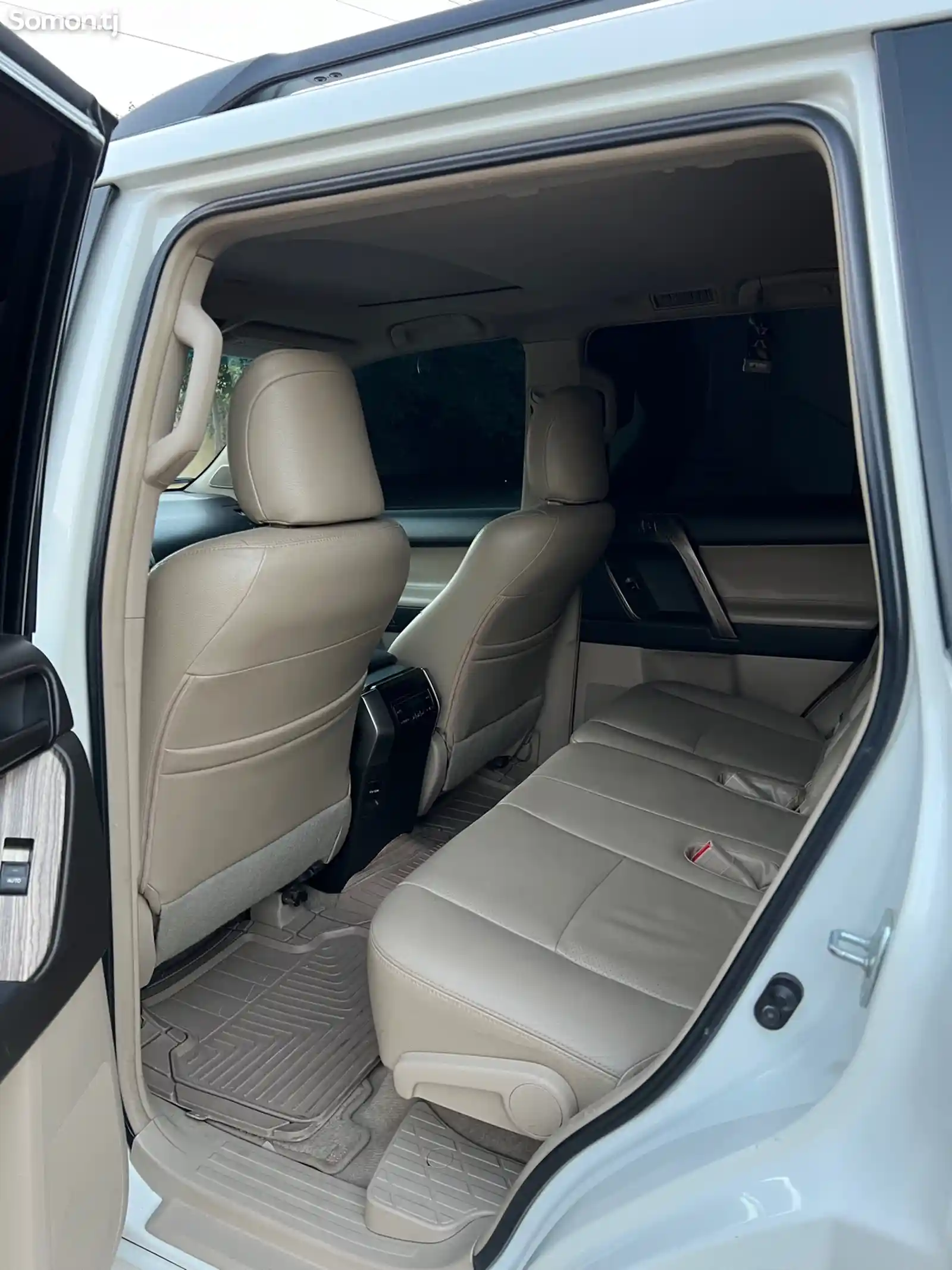 Toyota Land Cruiser Prado, 2013-5