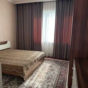 2-комн. квартира, 11 этаж, 80м², Цум