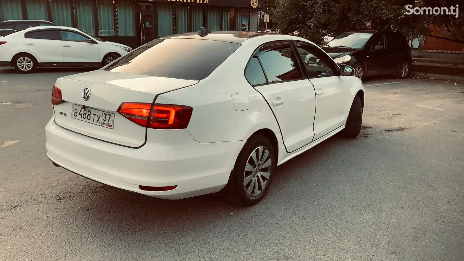 Volkswagen Jetta, 2015-3