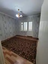 3-комн. квартира, 4 этаж, 70м², Шолкамбинат-3