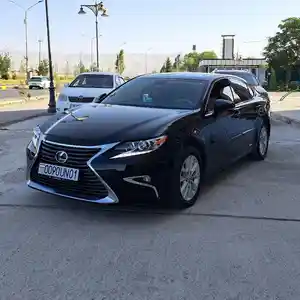 Lexus ES series, 2013