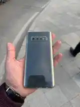 Samsung Galaxy S10 Plus-3