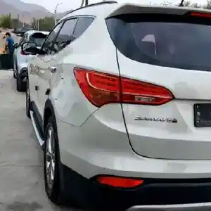 Задняя фара от Hyundai Santa Fe