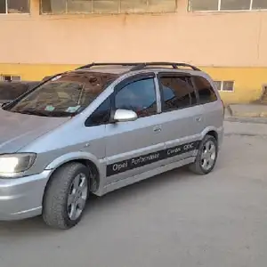 Opel Zafira, 1999