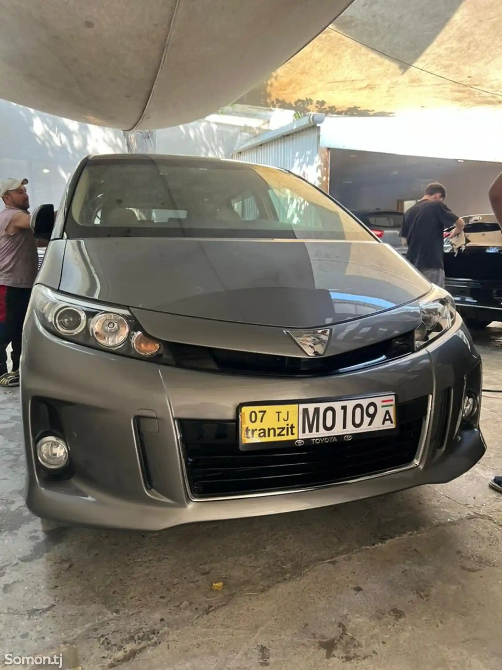 Toyota Estima, 2015-6