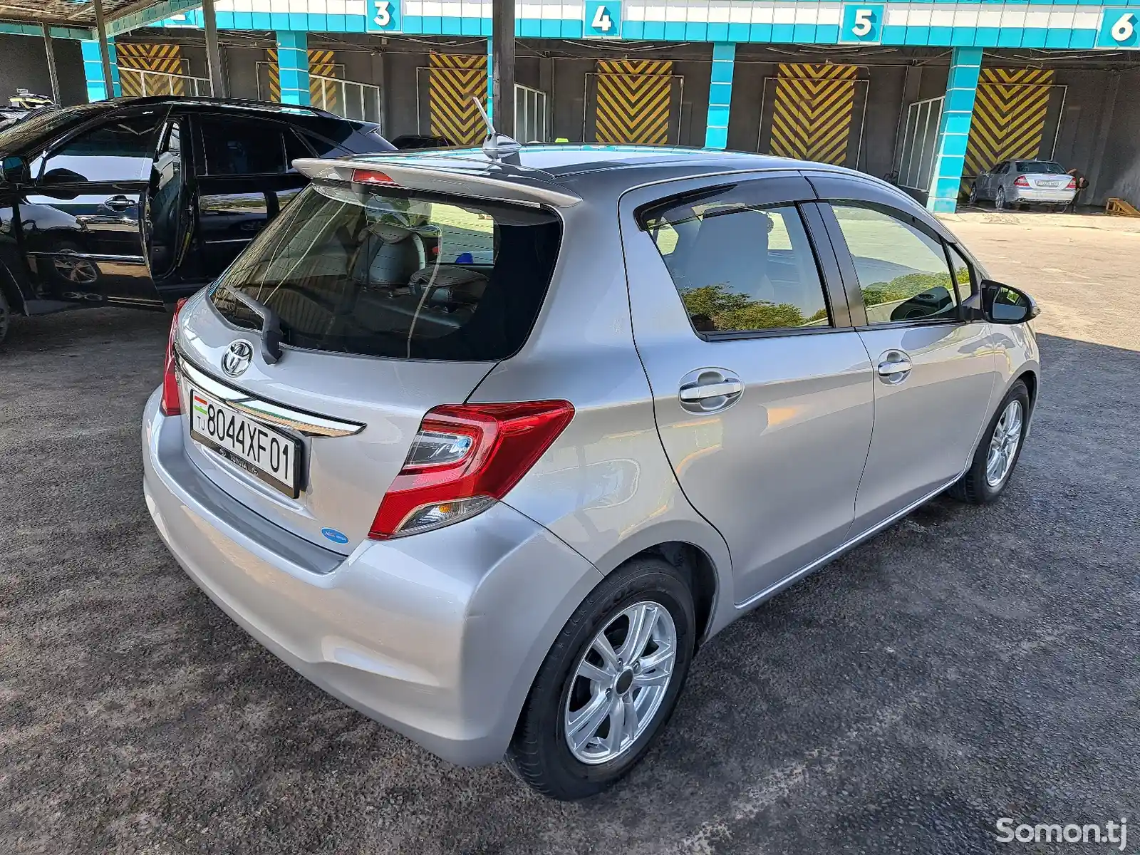 Toyota Vitz, 2015-3