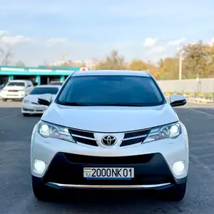 Toyota RAV 4, 2015