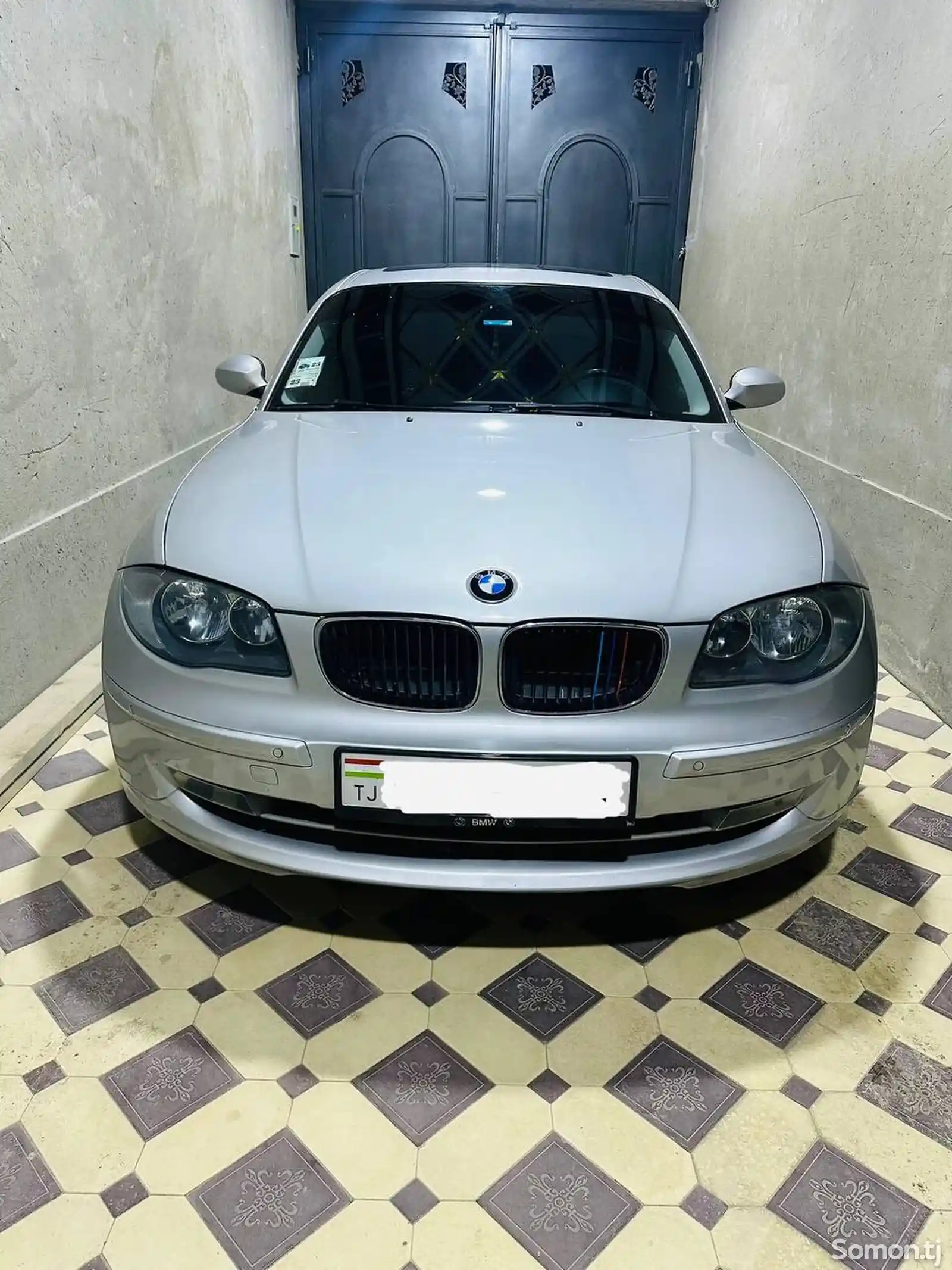 BMW 1 series, 2010-1