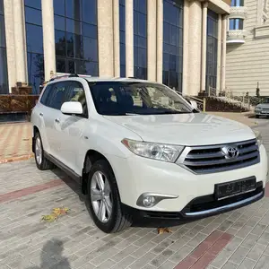 Toyota Highlander, 2012