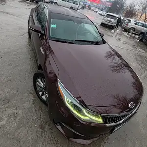 Kia K5, 2018