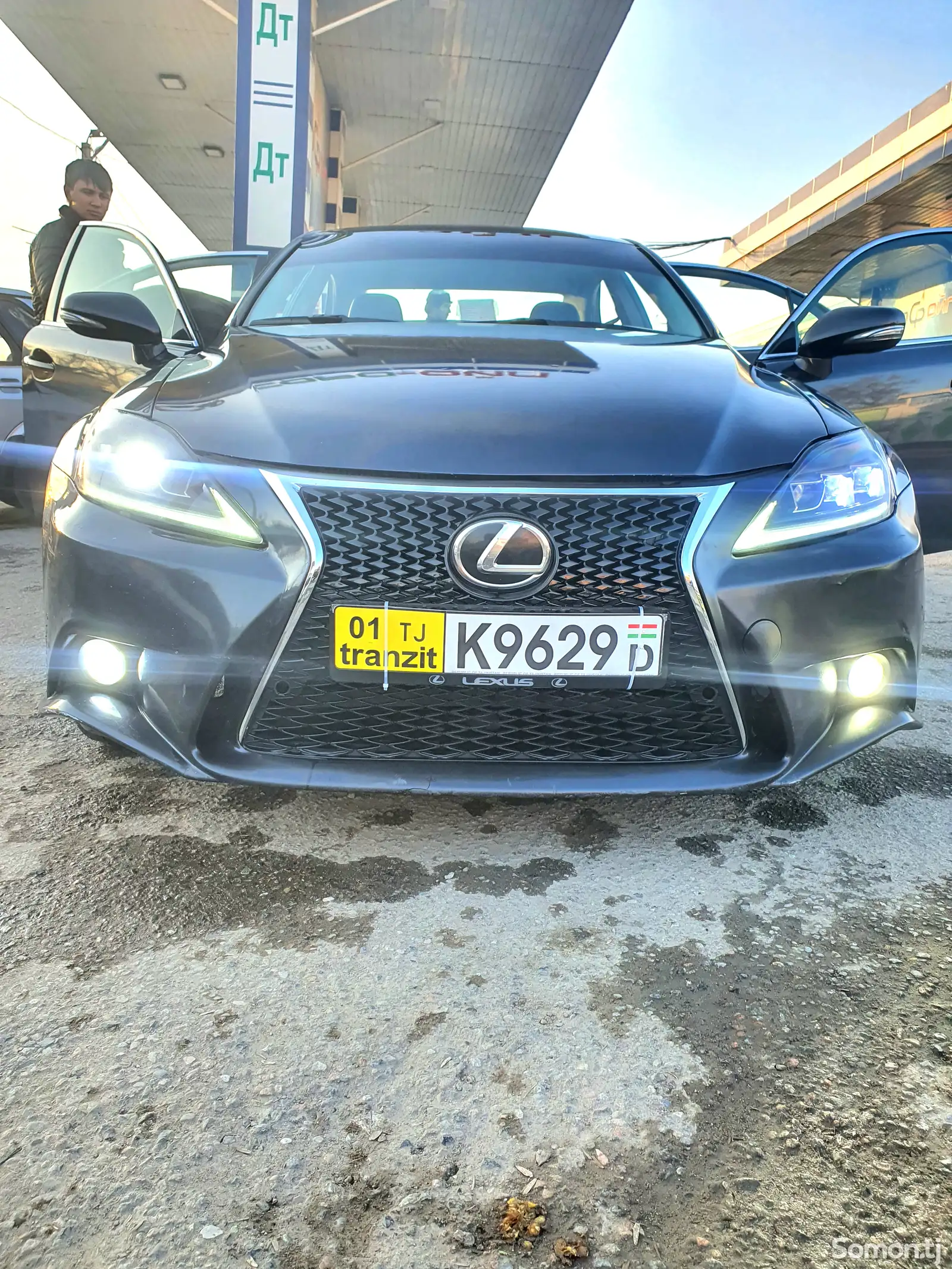 Lexus IS series, 2010-1