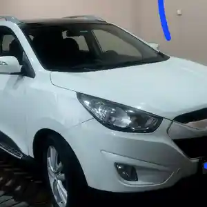 Hyundai Tucson, 2011