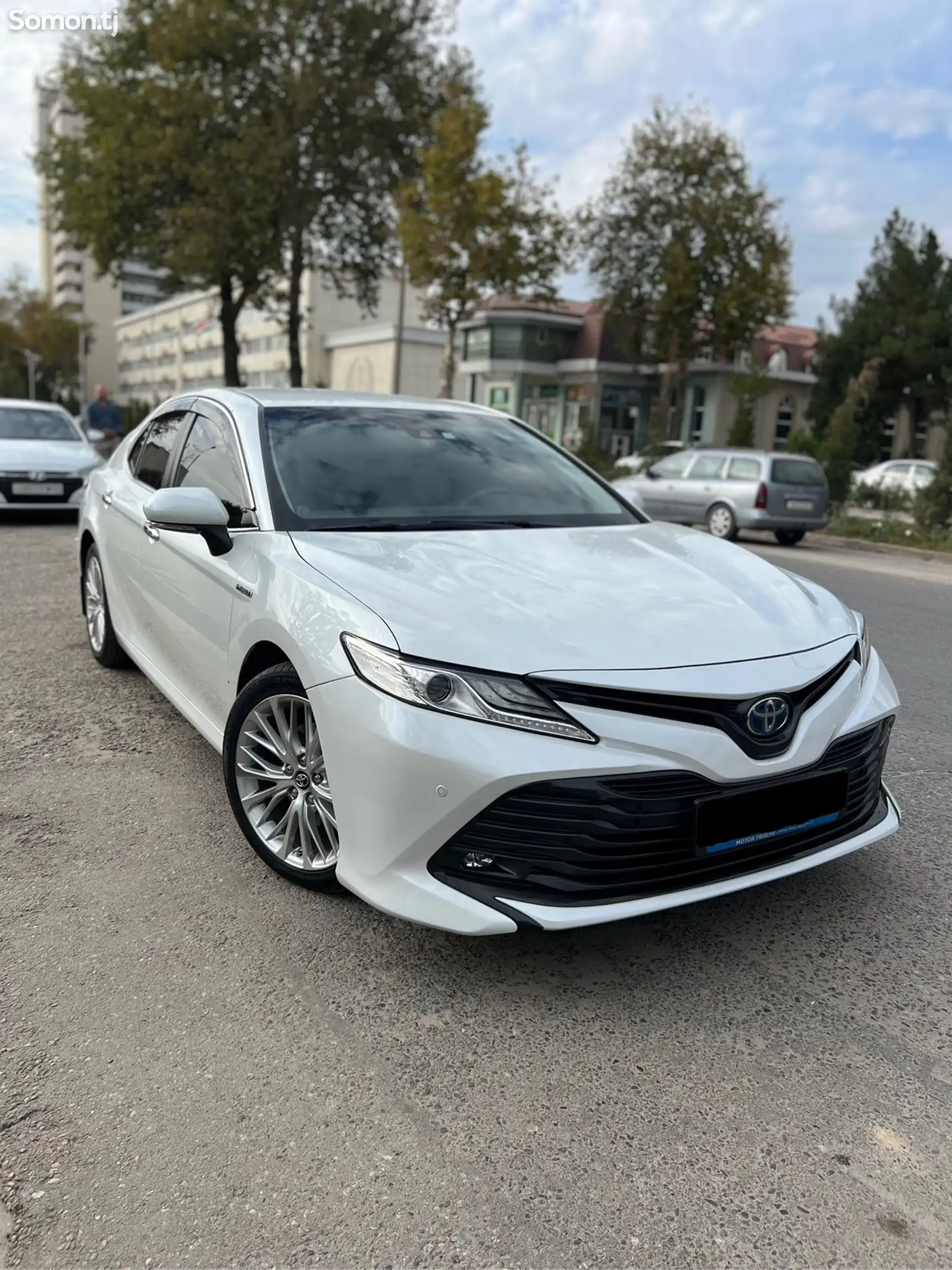 Toyota Camry, 2018-1