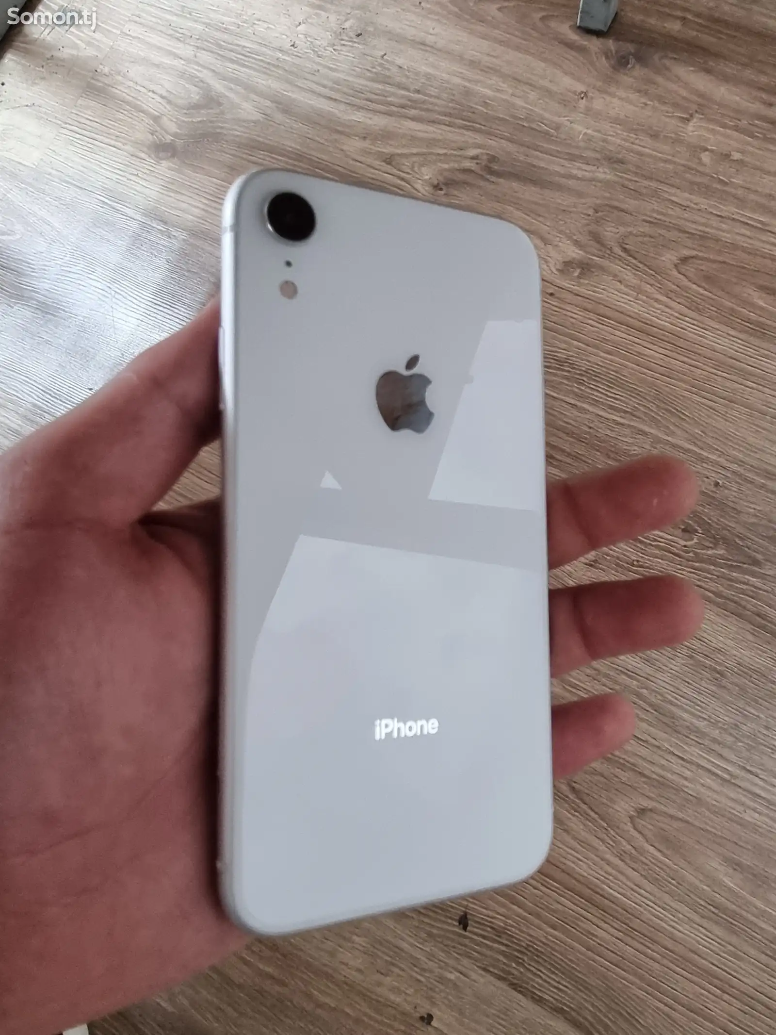 Apple iPhone Xr, 64 gb, White-1