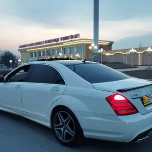 Mercedes-Benz S class, 2010