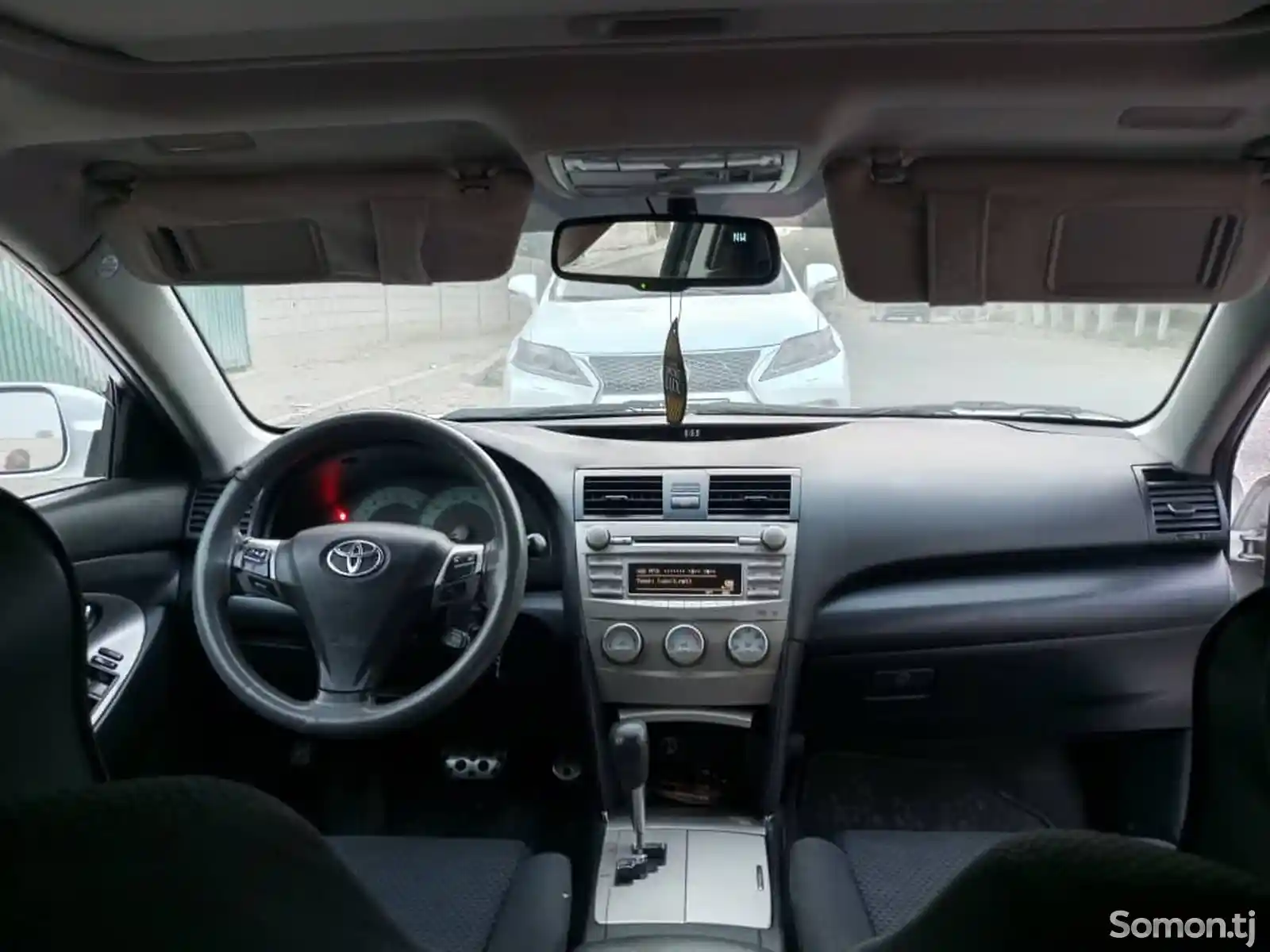 Toyota Camry, 2011-6