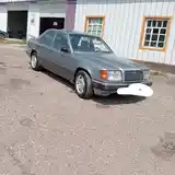 Mercedes-Benz W124, 1992-2