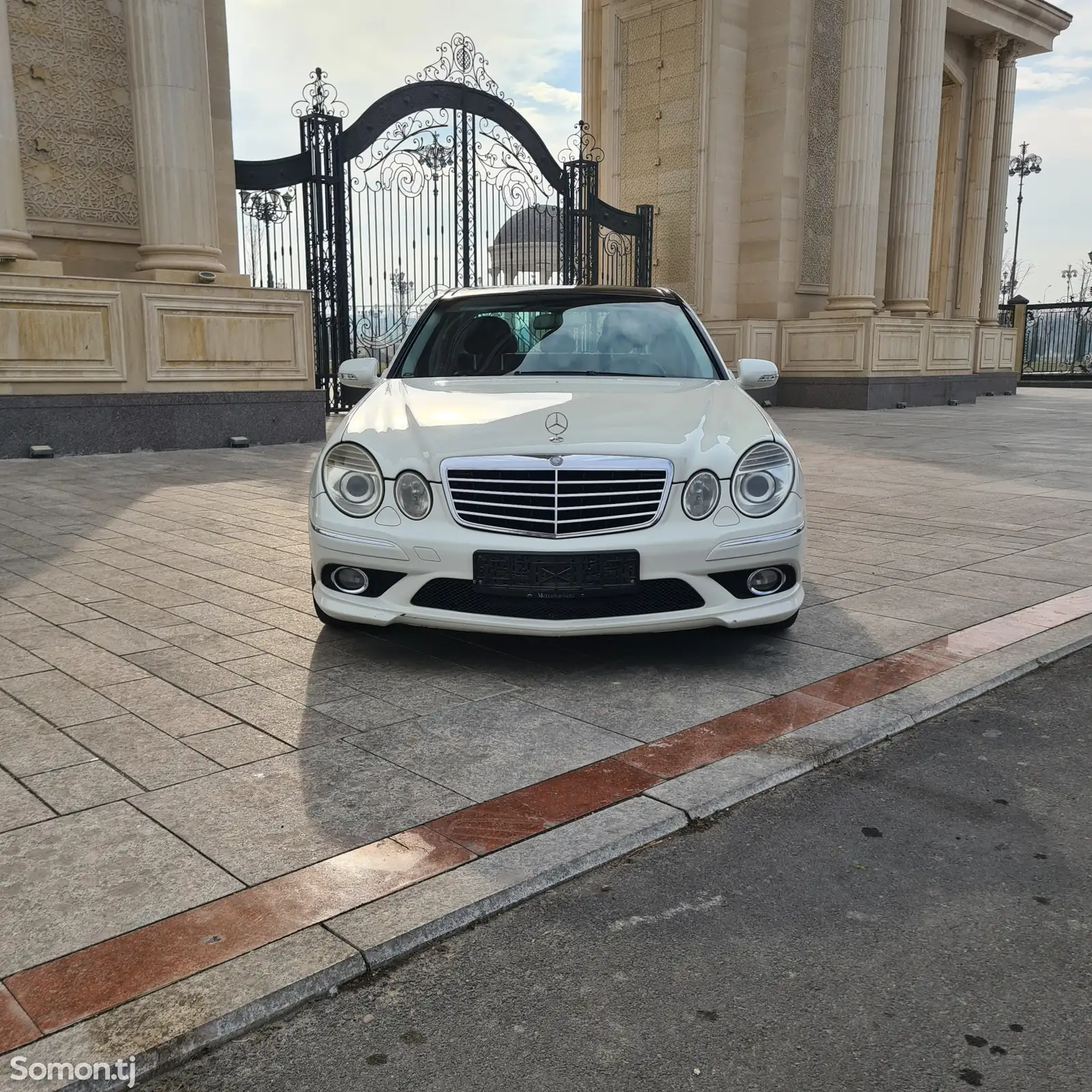 Mercedes-Benz E class, 2009-1