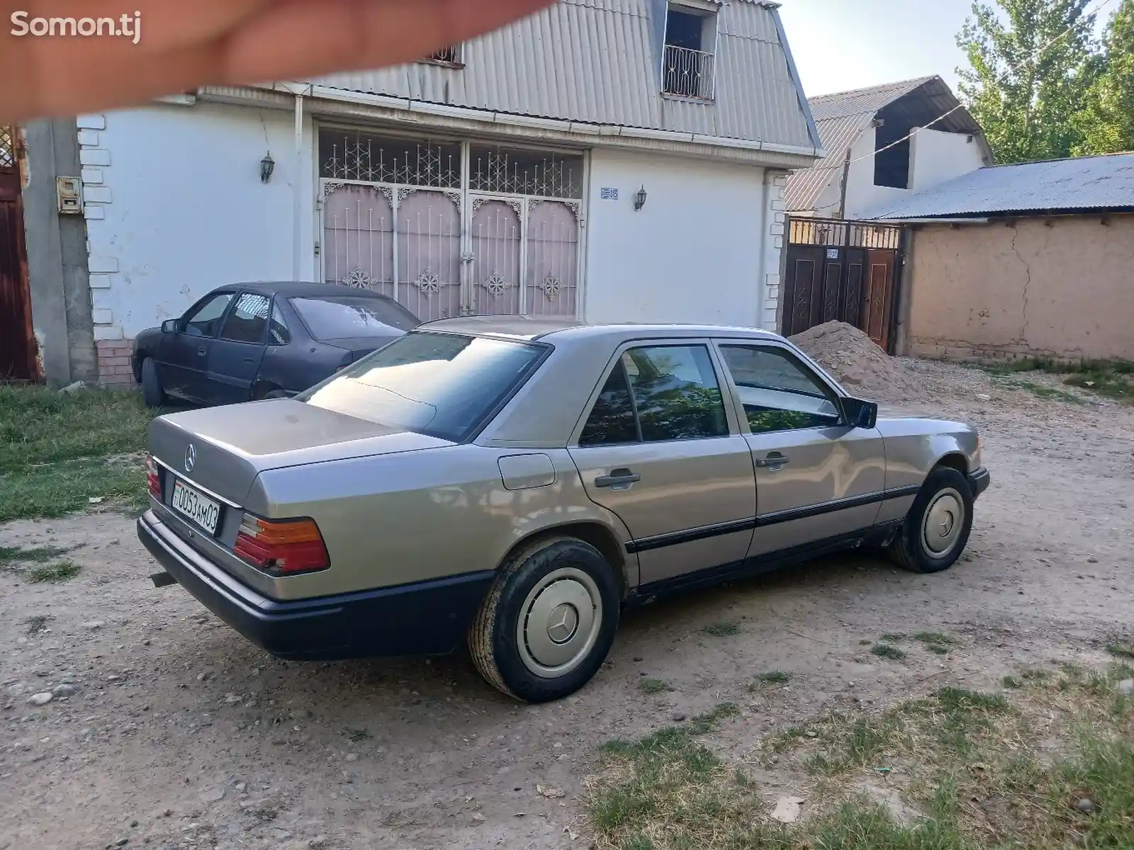 Mercedes-Benz W124, 1989-3