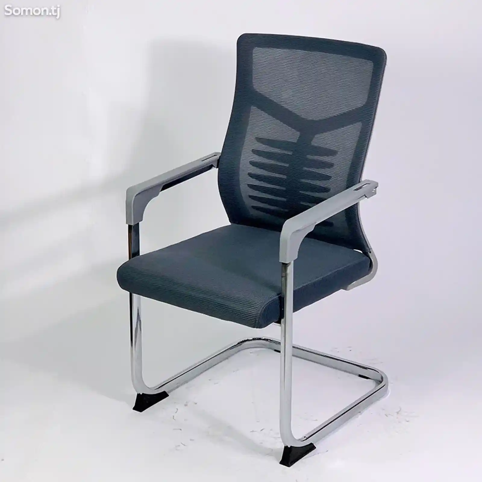 Офисное кресло-4