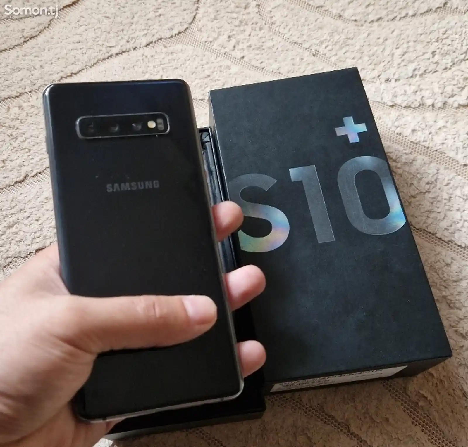 Samsung Galaxy S10+-1