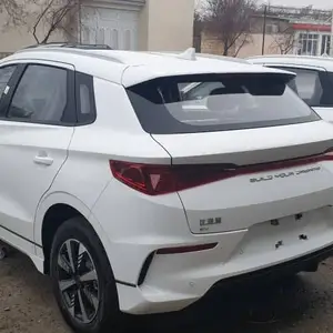 BYD E2, 2025