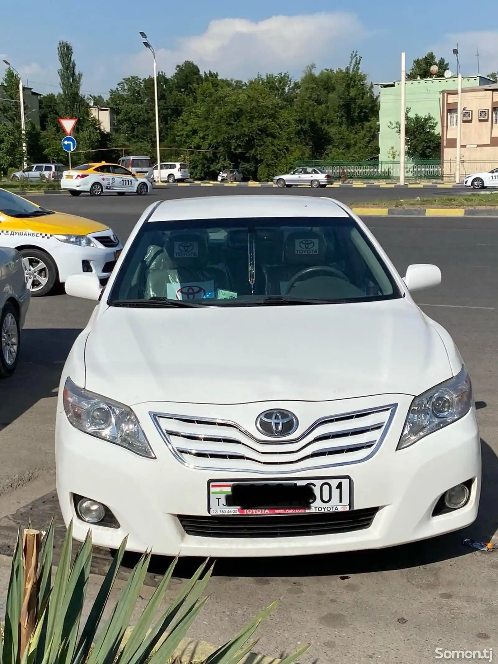 Toyota Camry, 2011-1