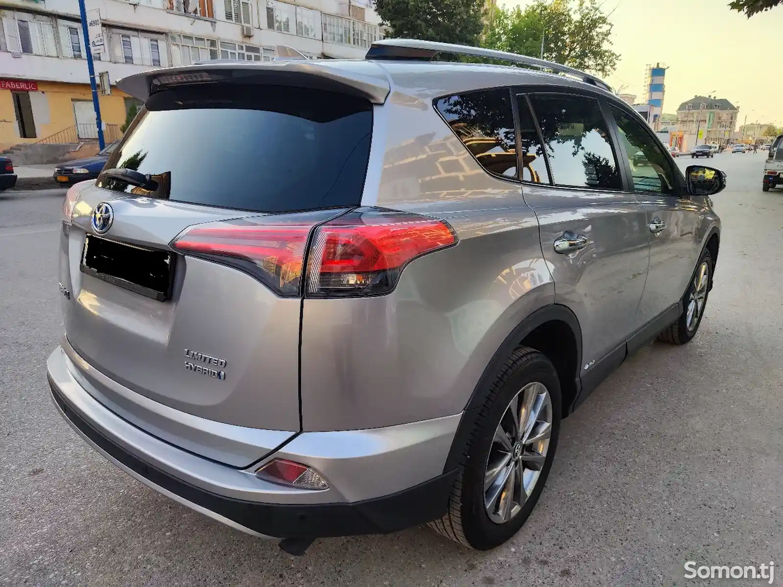 Toyota RAV 4, 2017-5