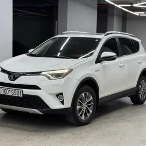 Toyota RAV 4, 2018