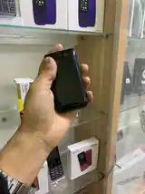 Nokia 2720 Flip-2