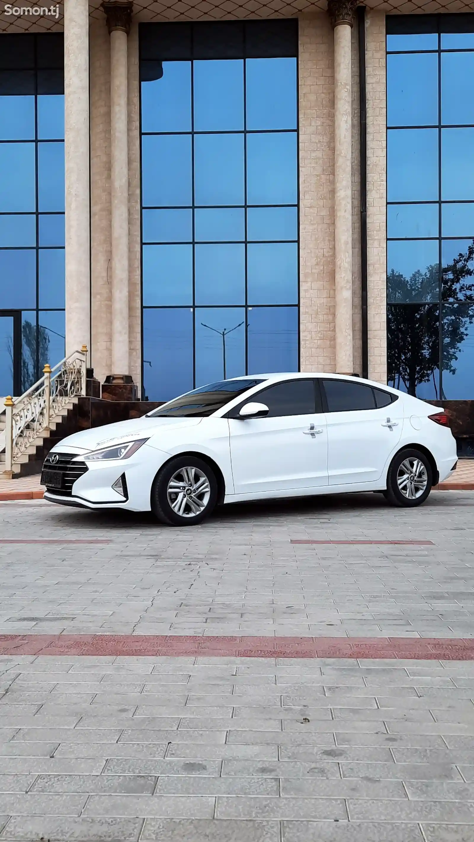 Hyundai Elantra, 2020-5